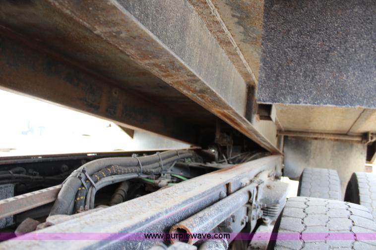 image for item L2492 2001 Sterling 7500 dump truck