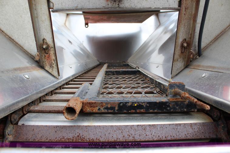 image for item L2492 2001 Sterling 7500 dump truck