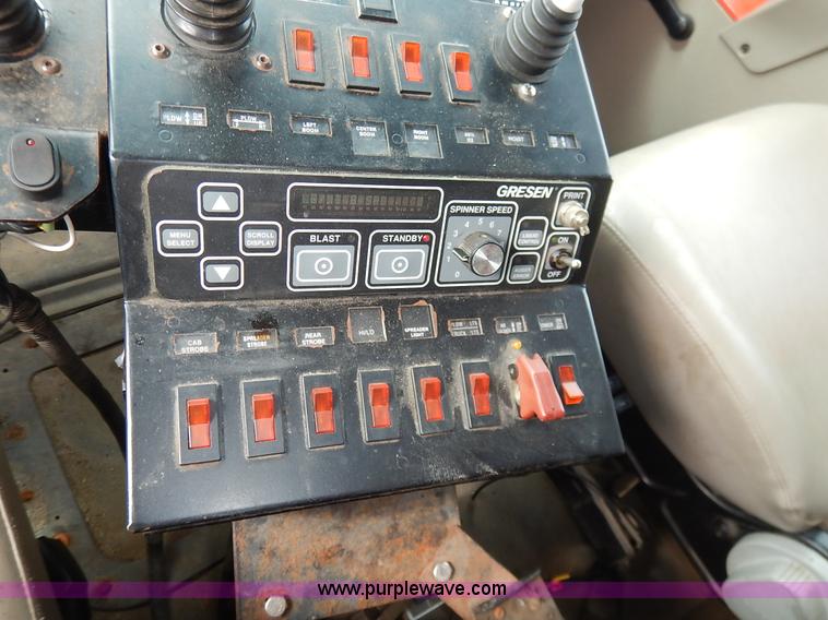 image for item L2493 2001 Sterling LT7500 dump truck