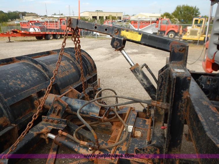 image for item L2493 2001 Sterling LT7500 dump truck