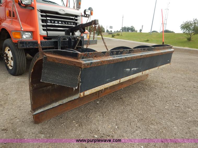 image for item L2493 2001 Sterling LT7500 dump truck