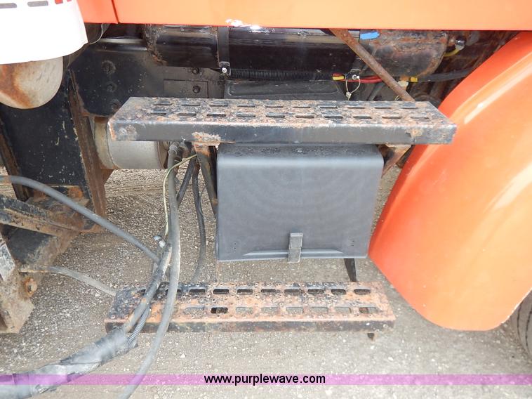 image for item L2493 2001 Sterling LT7500 dump truck