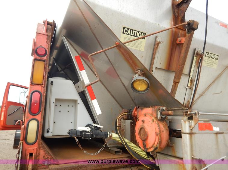 image for item L2493 2001 Sterling LT7500 dump truck