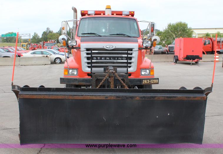 image for item L2494 2001 Sterling LT7500 dump truck