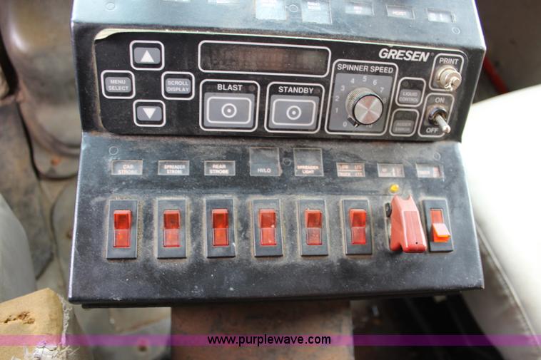 image for item L2494 2001 Sterling LT7500 dump truck