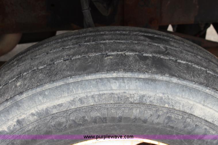 image for item L2494 2001 Sterling LT7500 dump truck