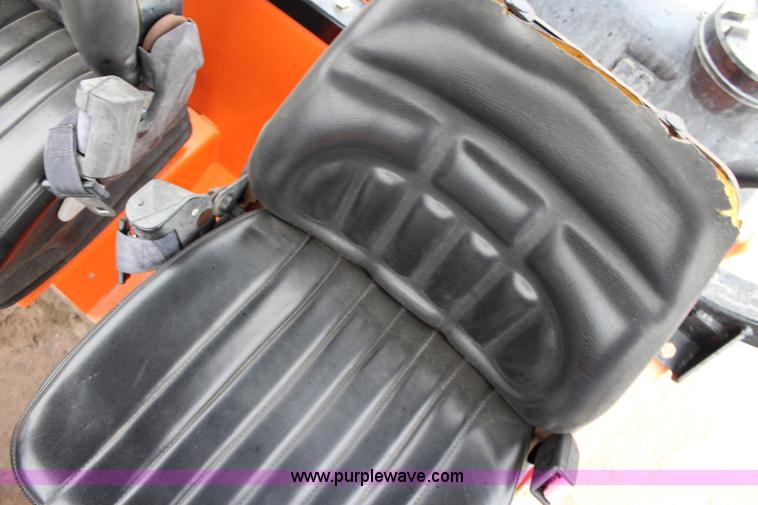 image for item L2497 1999 Hamm DV6K combination roller