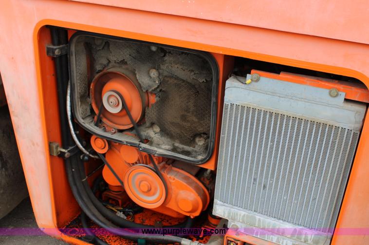 image for item L2497 1999 Hamm DV6K combination roller