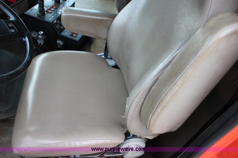 image for item L2498 2001 Sterling LT7500 dump truck