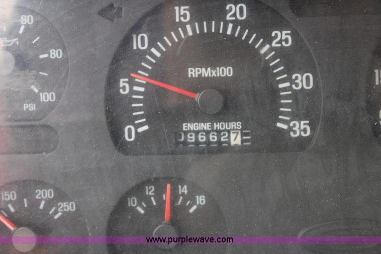 image for item L2498 2001 Sterling LT7500 dump truck