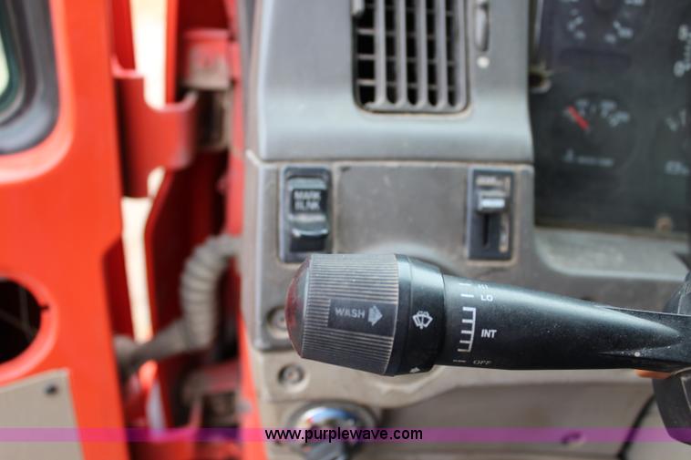 image for item L2498 2001 Sterling LT7500 dump truck