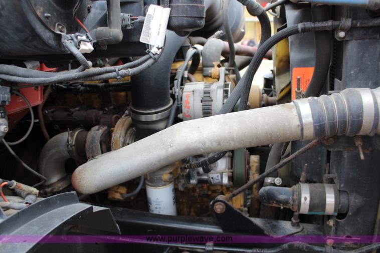 image for item L2498 2001 Sterling LT7500 dump truck