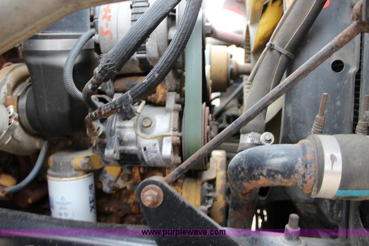 image for item L2498 2001 Sterling LT7500 dump truck