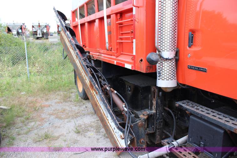 image for item L2498 2001 Sterling LT7500 dump truck
