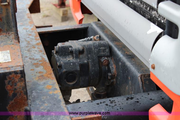 image for item L2498 2001 Sterling LT7500 dump truck