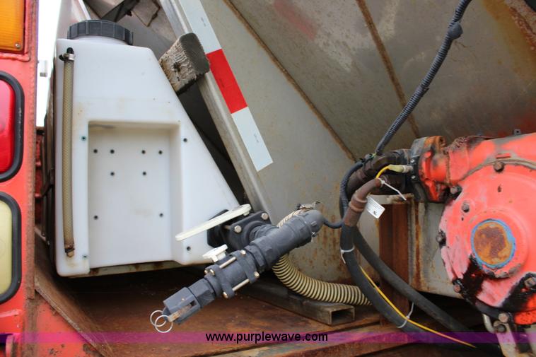 image for item L2498 2001 Sterling LT7500 dump truck