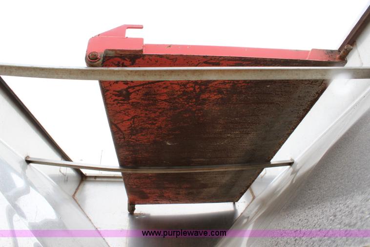 image for item L2498 2001 Sterling LT7500 dump truck