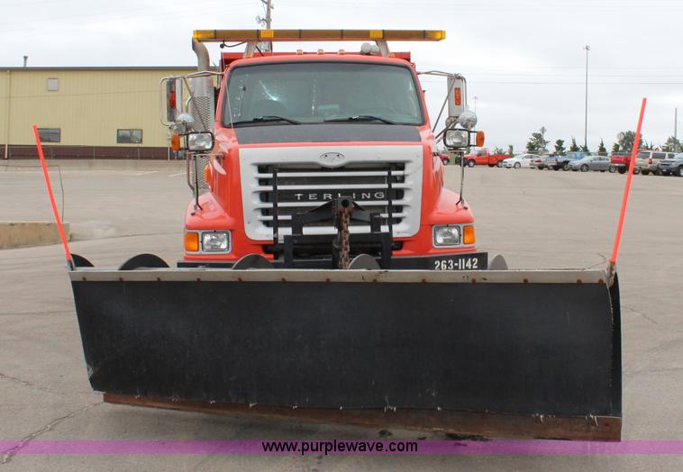 image for item L2499 2003 Sterling LT7500 dump truck
