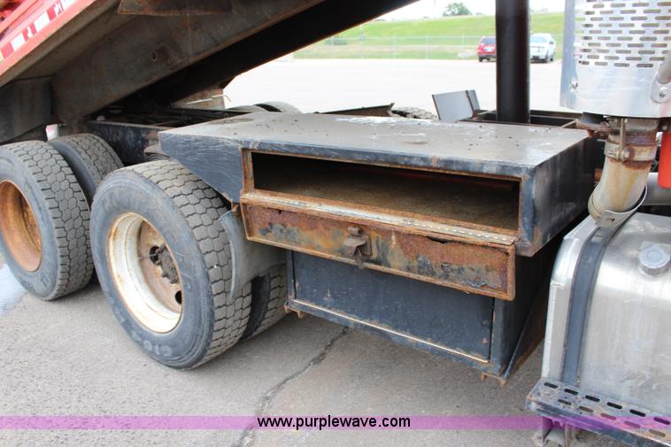 image for item L2499 2003 Sterling LT7500 dump truck