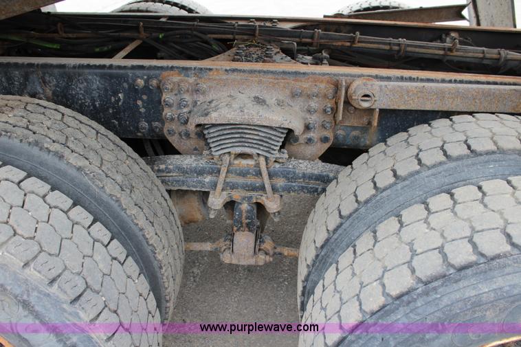 image for item L2499 2003 Sterling LT7500 dump truck