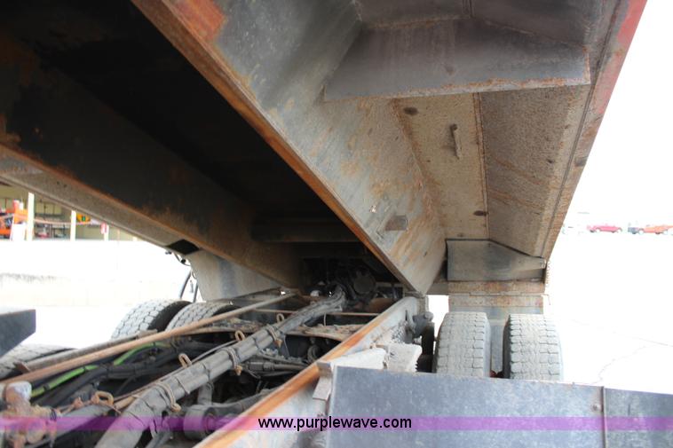 image for item L2499 2003 Sterling LT7500 dump truck