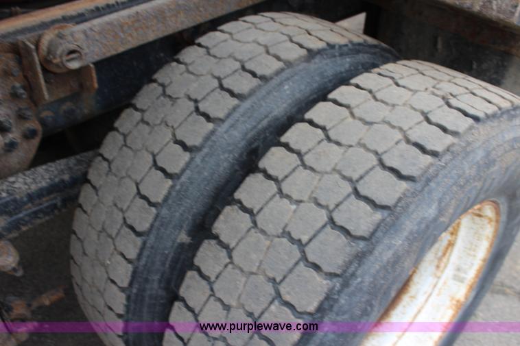 image for item L2499 2003 Sterling LT7500 dump truck