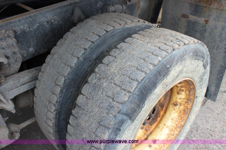 image for item L2499 2003 Sterling LT7500 dump truck