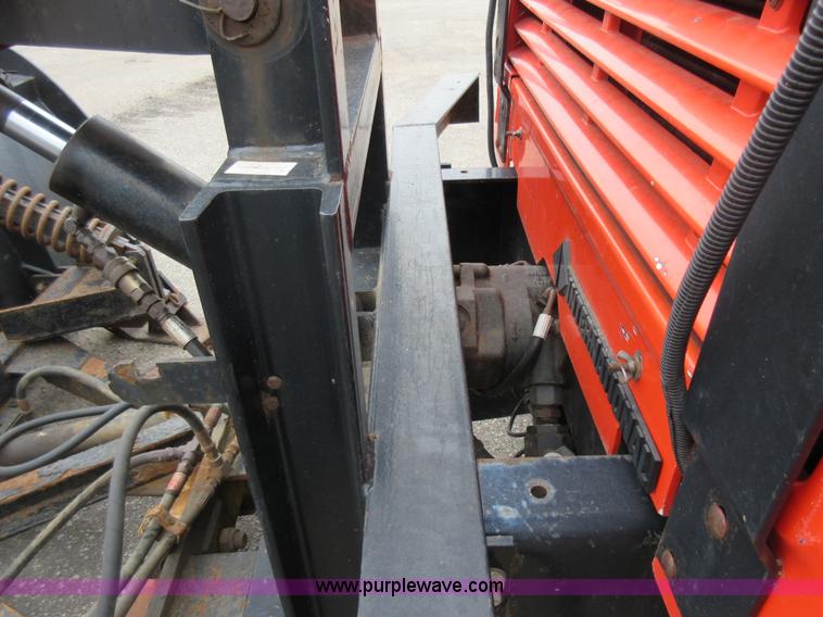 image for item L6386 1999 International 4900 dump truck