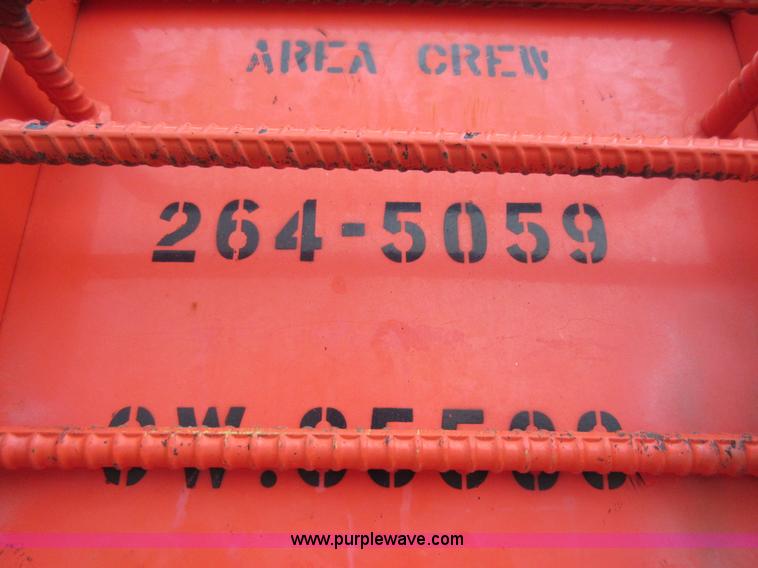 image for item L6387 1999 International 4900 dump truck