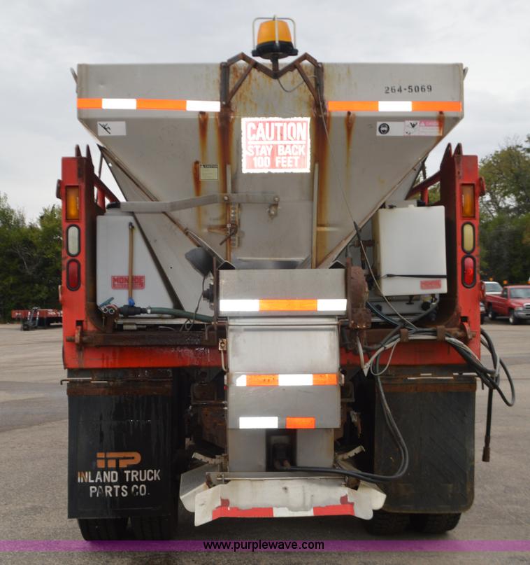 image for item L6388 1999 International 4900 dump truck