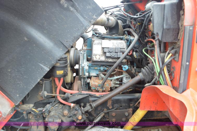 image for item L6388 1999 International 4900 dump truck