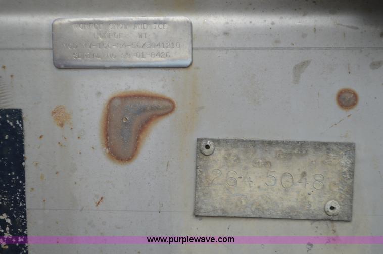 image for item L6390 1999 International 4900 dump truck