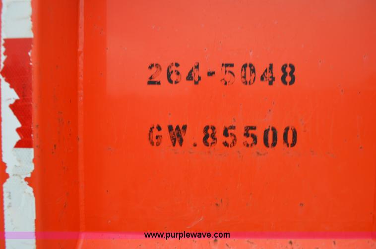 image for item L6390 1999 International 4900 dump truck