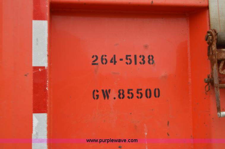 image for item L6391 1999 International 4900 dump truck