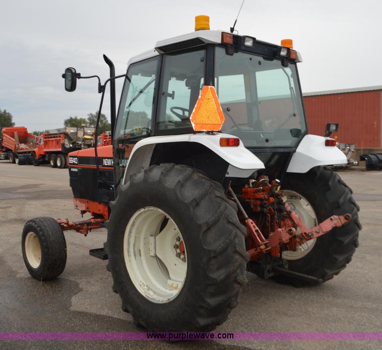 image for item L6392 1997 Ford New Holland 6640SL tractor
