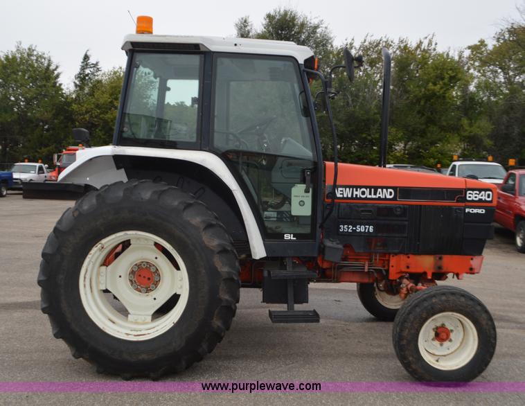 image for item L6392 1997 Ford New Holland 6640SL tractor