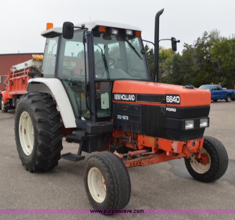 image for item L6392 1997 Ford New Holland 6640SL tractor