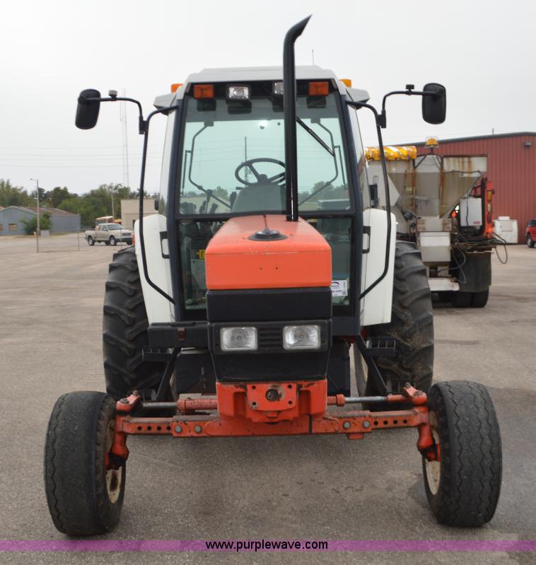 image for item L6392 1997 Ford New Holland 6640SL tractor