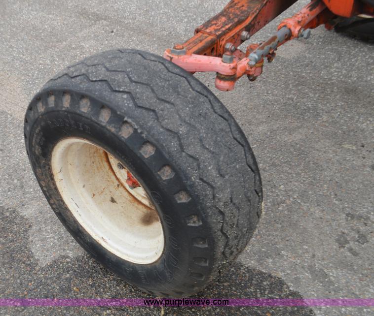 image for item L6392 1997 Ford New Holland 6640SL tractor