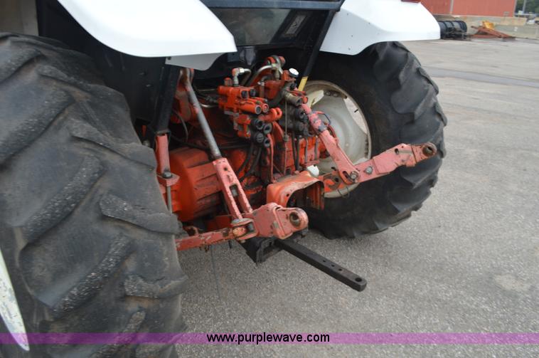 image for item L6392 1997 Ford New Holland 6640SL tractor