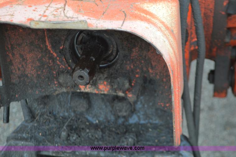 image for item L6392 1997 Ford New Holland 6640SL tractor