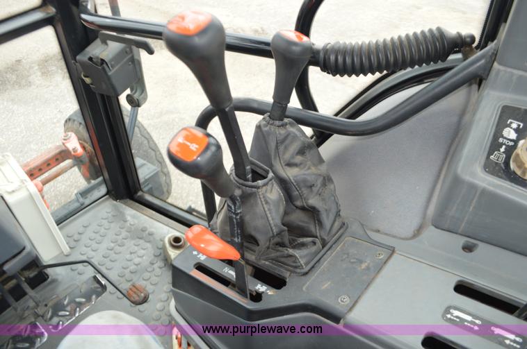 image for item L6392 1997 Ford New Holland 6640SL tractor