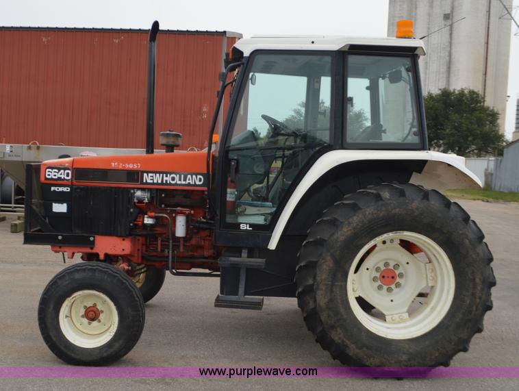 image for item L6393 1997 Ford New Holland 6640SL tractor