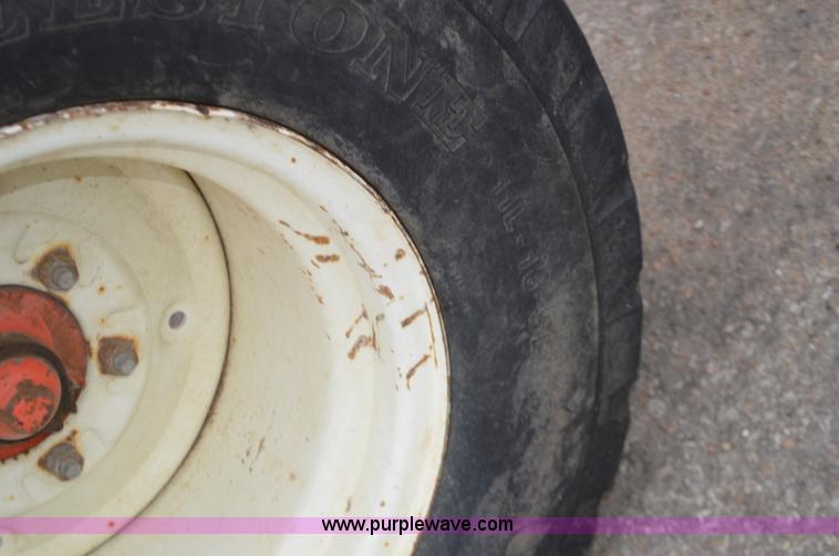 image for item L6393 1997 Ford New Holland 6640SL tractor