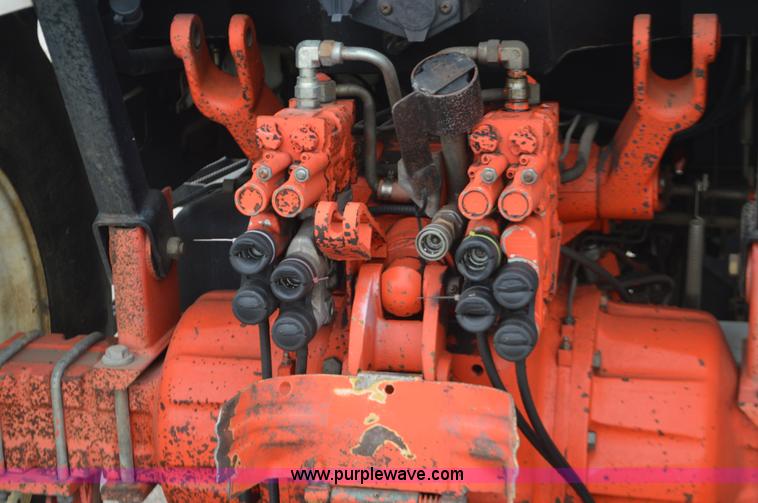 image for item L6393 1997 Ford New Holland 6640SL tractor