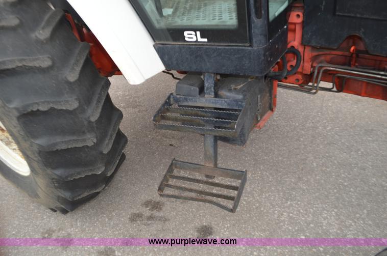 image for item L6393 1997 Ford New Holland 6640SL tractor