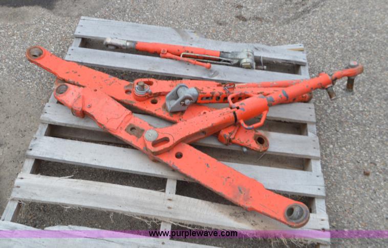 image for item L6393 1997 Ford New Holland 6640SL tractor