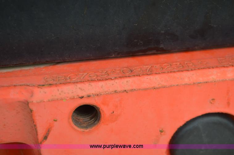 image for item L6393 1997 Ford New Holland 6640SL tractor