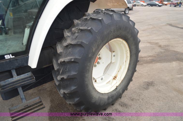 image for item L6395 1998 Ford New Holland 6640SL tractor