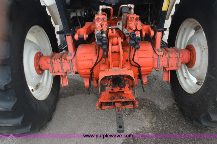 image for item L6395 1998 Ford New Holland 6640SL tractor